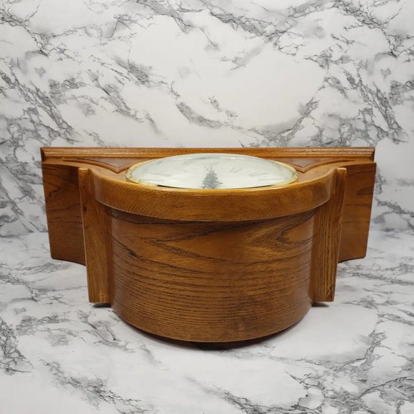 Mantle Clock Howard Miller Dual Chime - Picture 9 of 10